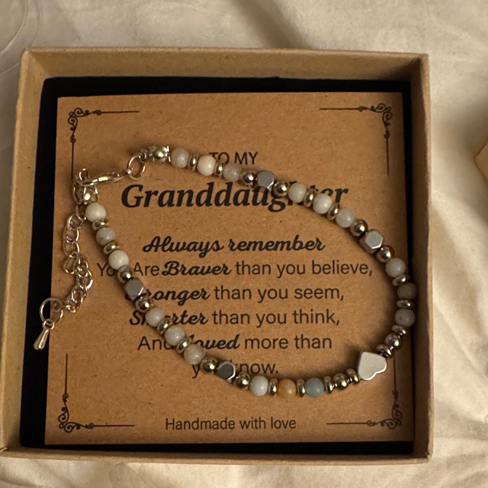 Elegant Beaded Bracelet with Heart Charm